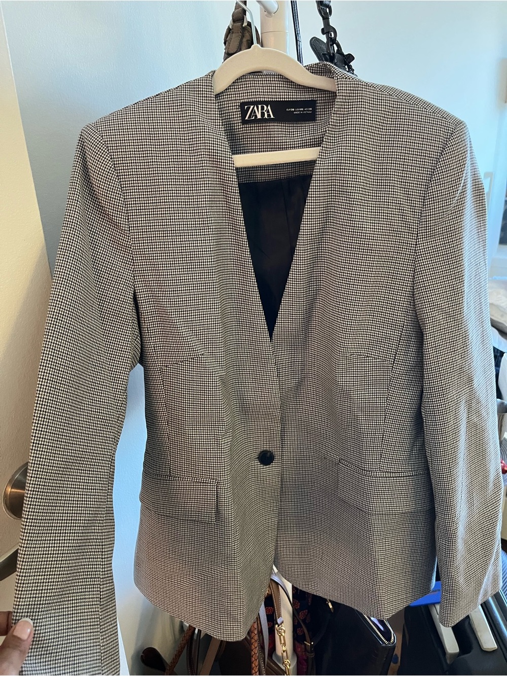 Zara Black and White Houndstooth Blazer and Pant suit set